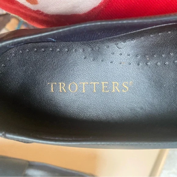 Trotters Jess Navy Blue Women's Slip On Comfort Leather Loafer, size 9 N - Picture 12 of 14